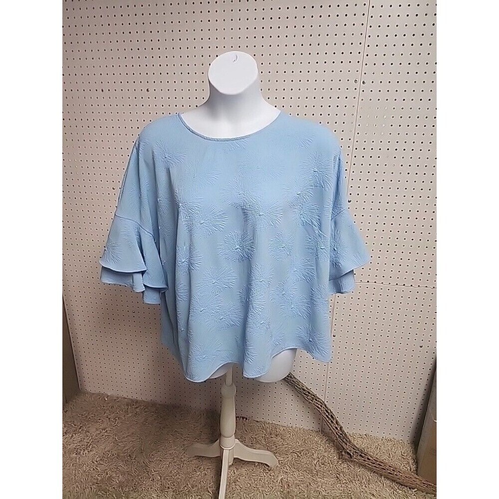 Liz Claiborne Embossed Floral Pullover Blouse Light Blue Womens SZ 3X